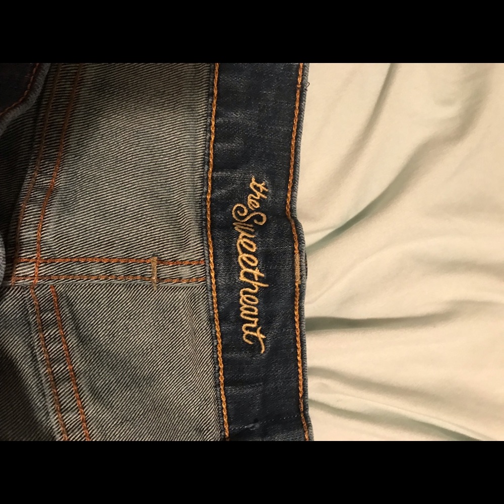 Old navy sweetheart jeans. Size 20